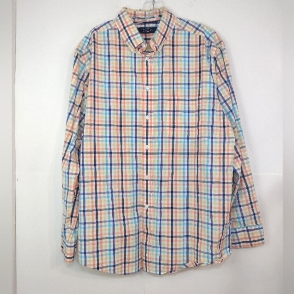 Round tree & yorke trademark men's long sleeve plaid shirt size (L)